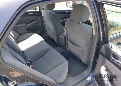 2006 Honda Accord 2.4 Lx z USA, uszkodzony, nr VIN 1HGCM56496A009020